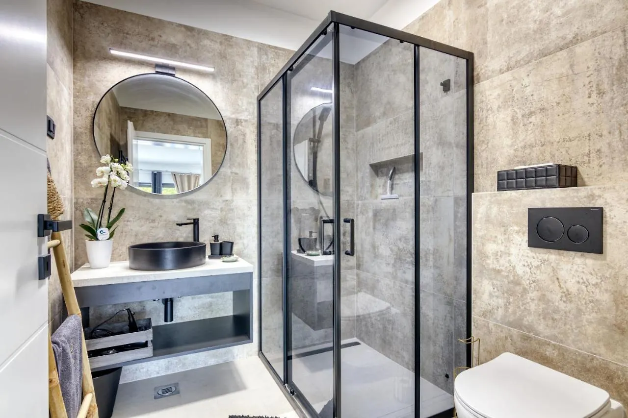 Design Villa M Πούλα