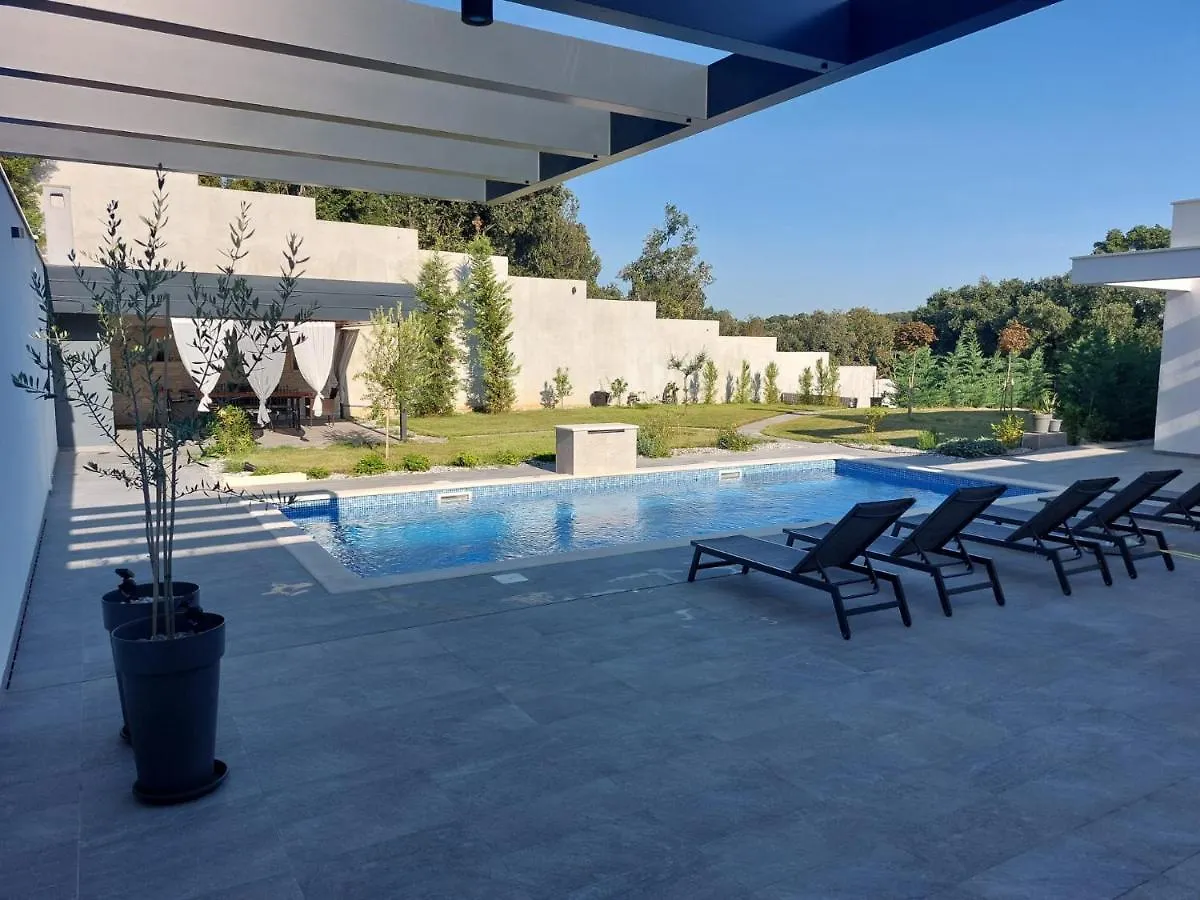 Design Villa M Πούλα 0*,  Κροατία