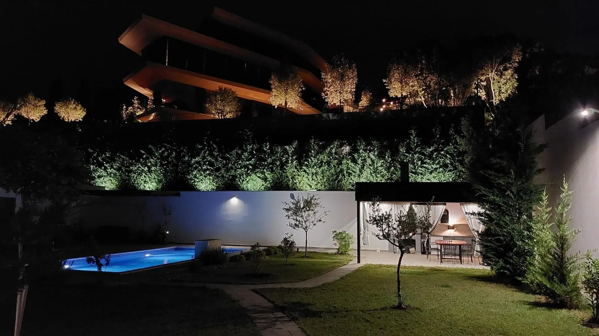 Design Villa M Πούλα